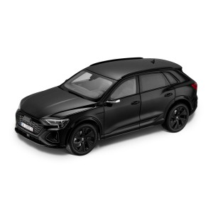 Audi Q8 e-tron, mityczna czerń, 1:18
