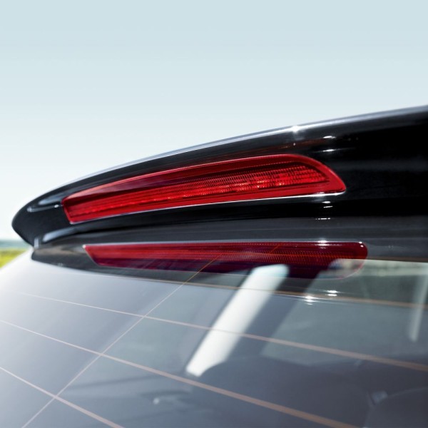 Spoiler krawędzi dachu