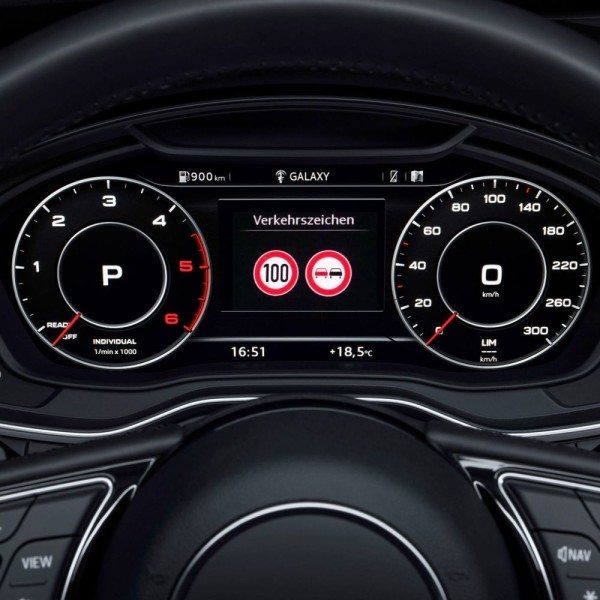 Aktywacja rozpoznawania znaków drogowych w oparciu o kamery