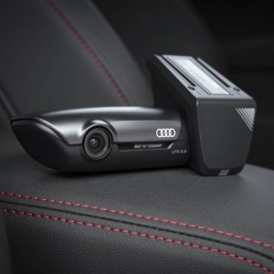 Kamera Dashcam (Universal Traffic Recorder 2.0)