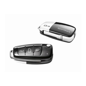 Osłona kluczyka w kolorze bieli lodowca/czarnym brillant